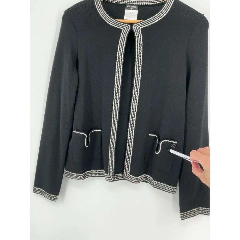 CHANEL 04A 2004 Black White Wool CC Logo Cardigan Jacket Size 40 Authentic